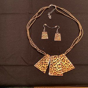 Chaeta Print Earrings and Necklace